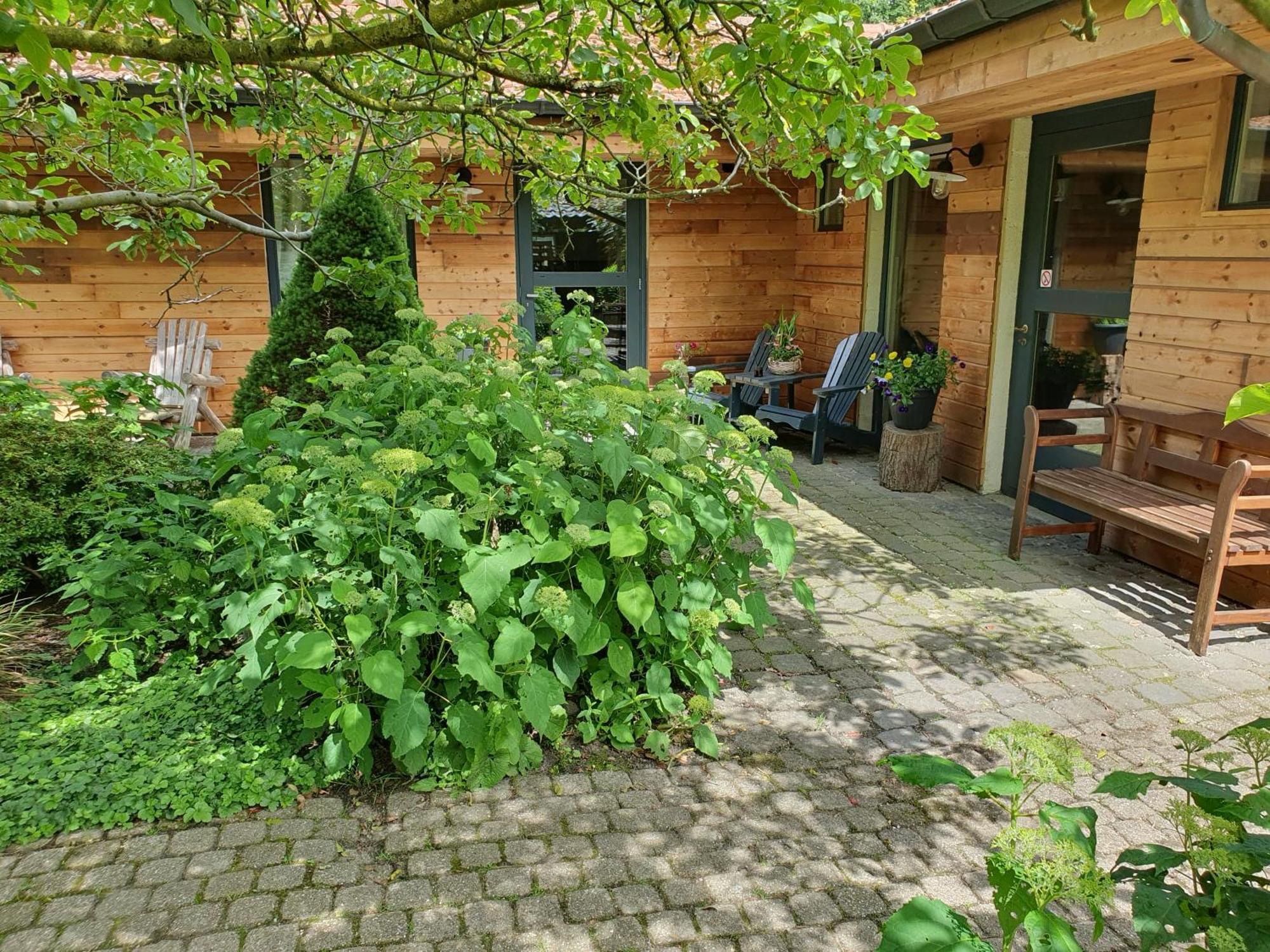 B&B Land Of Tir Nan Og Lommel Esterno foto